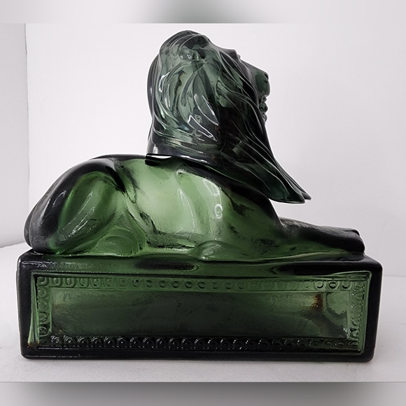 Vintage Avon Classic Lion Bookend Collectible Tribute After Shave Bottle - Picture 2 of 6